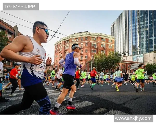 广州攀岩队在马拉松大满贯积分榜中以80分稳居第一名